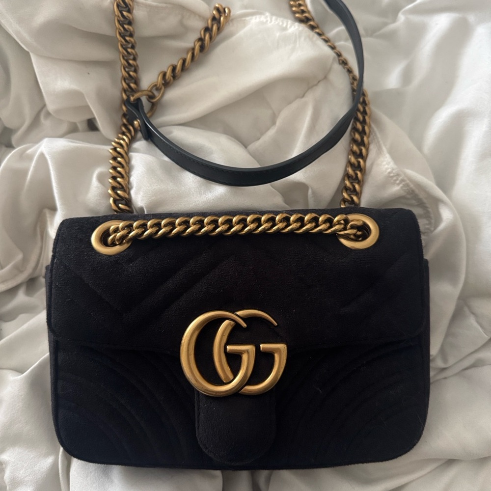 Gucci Marmont Purse in Black